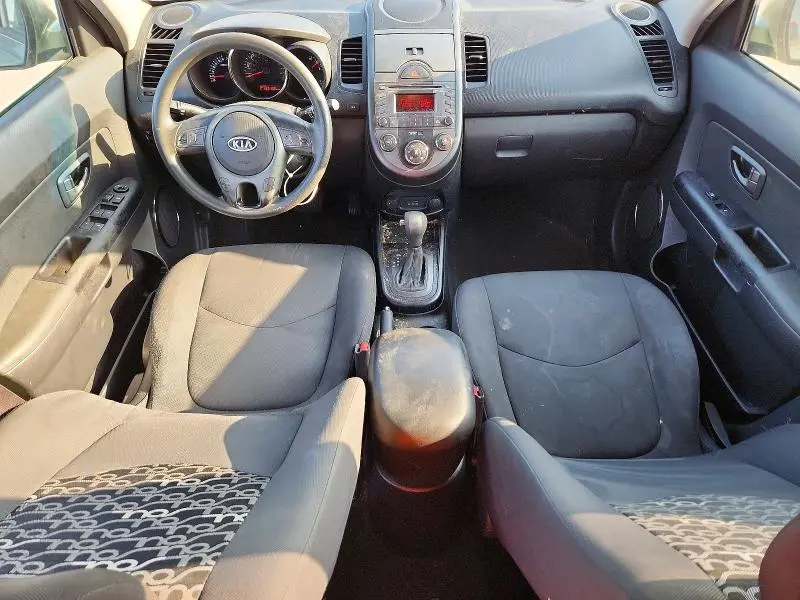 2011 KIA SOUL +  