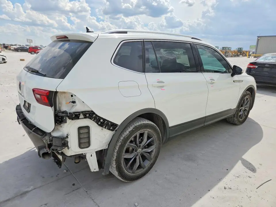 2024 VOLKSWAGEN TIGUAN SE  