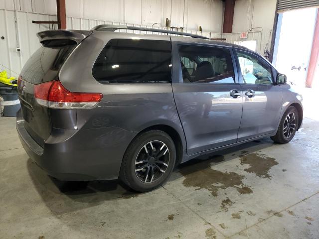 2011 TOYOTA SIENNA XLE