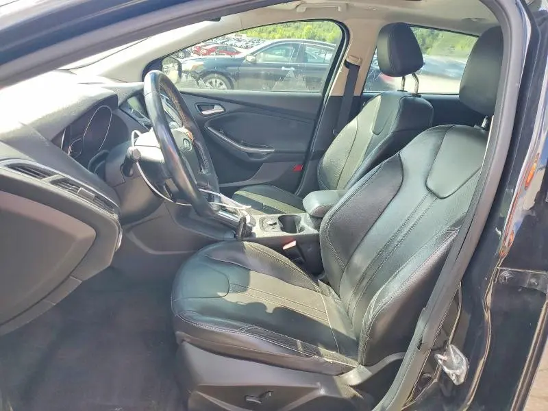 2012 FORD FOCUS TITANIUM  