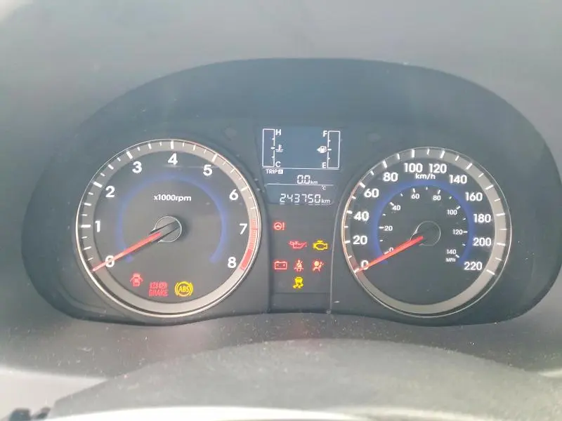 2017 HYUNDAI ACCENT SE  