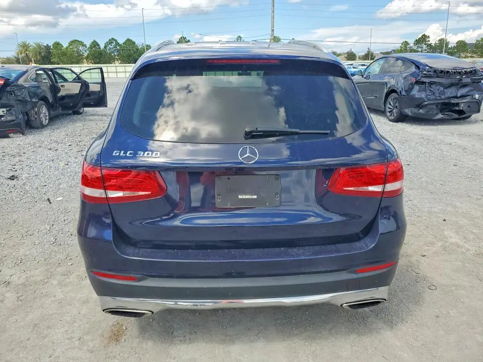 2016 MERCEDES-BENZ GLC 300  