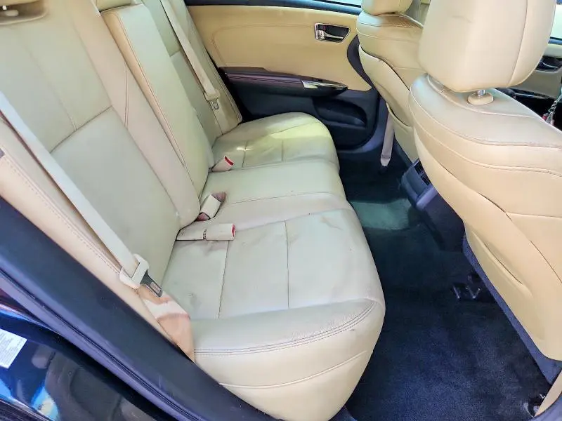 2015 TOYOTA AVALON XLE  