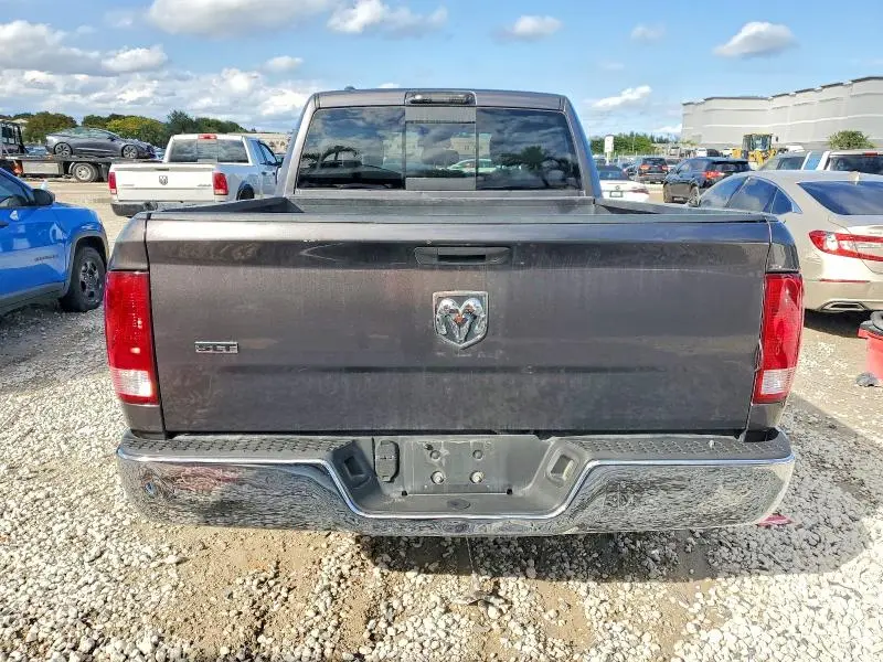 2014 RAM 1500 SLT  