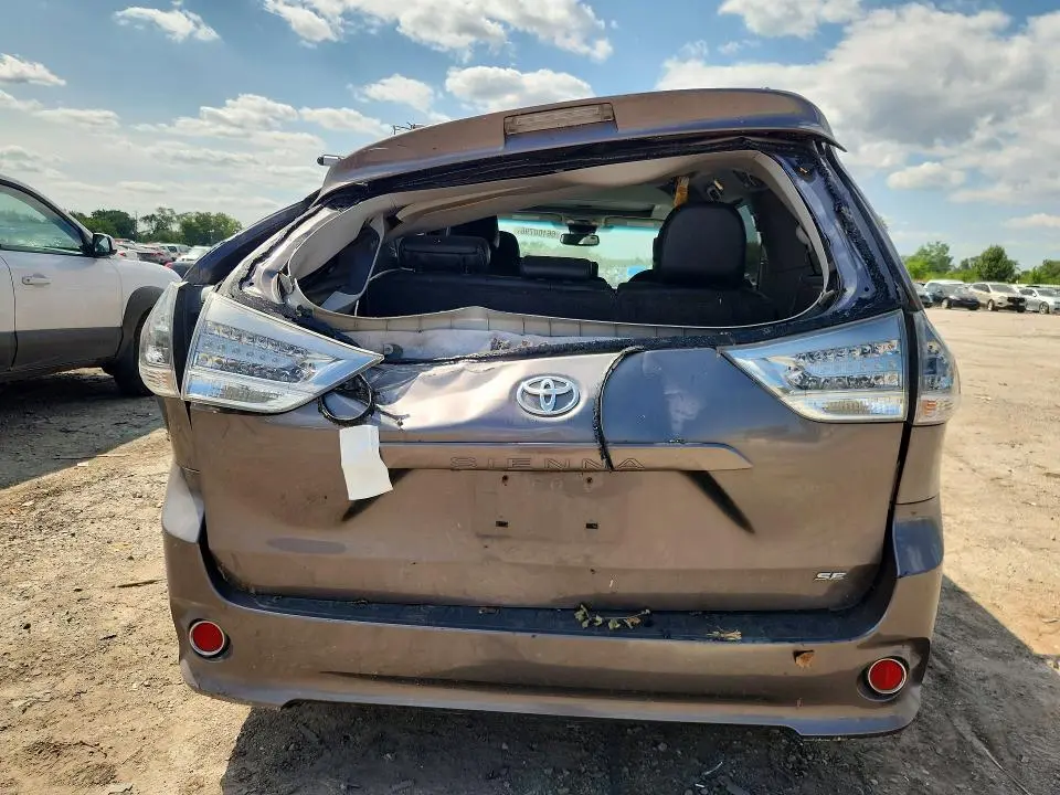 2012 TOYOTA SIENNA SPORT  