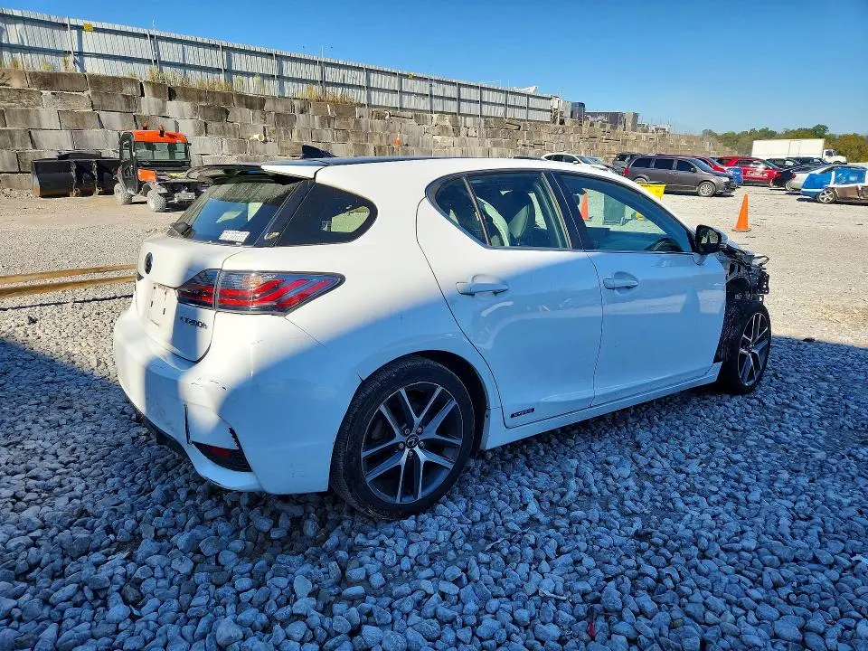 2015 LEXUS CT 200  