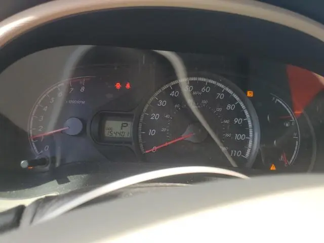 2012 TOYOTA SIENNA LE  