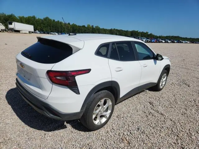 2025 CHEVROLET TRAX LS  