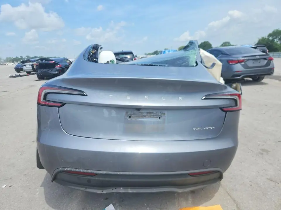2025 TESLA MODEL 3   