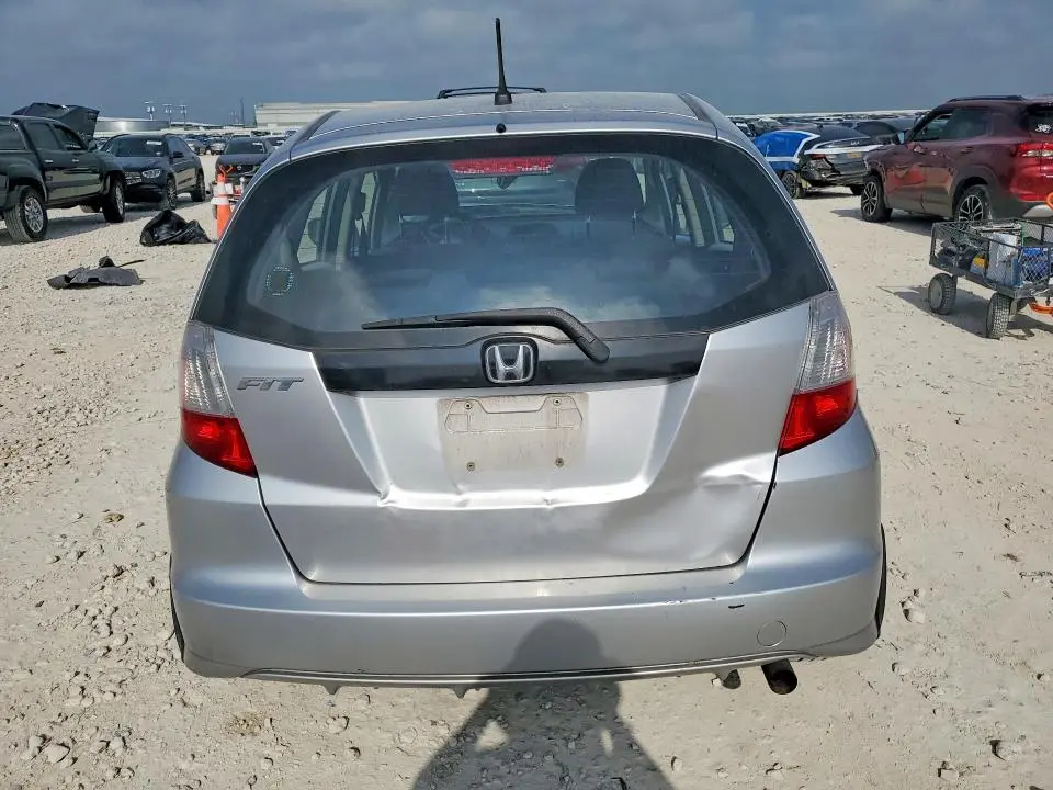 2013 HONDA FIT   