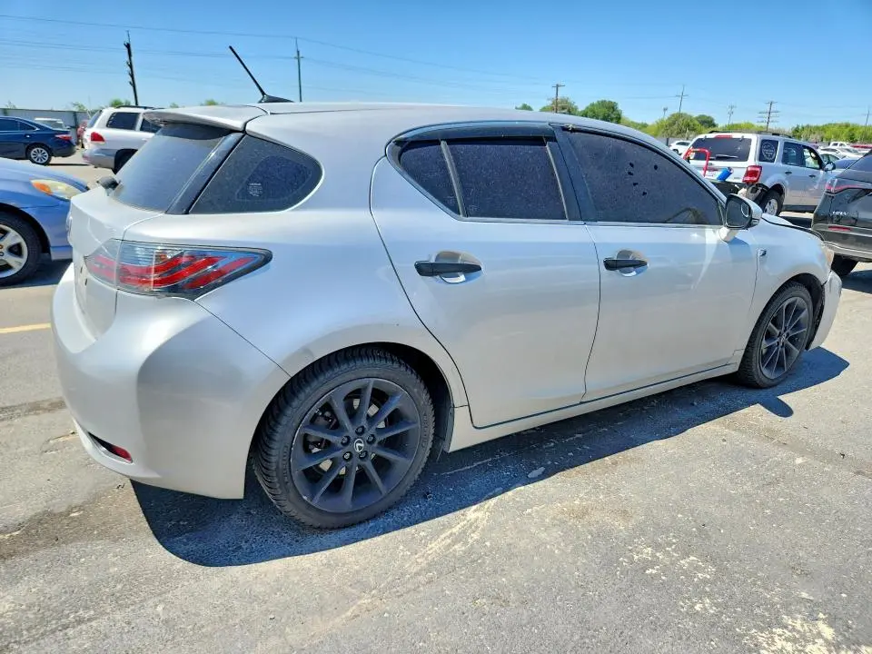 2013 LEXUS CT 200  