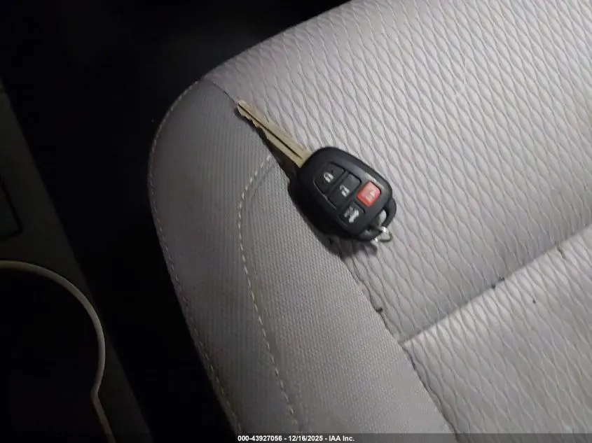 2014 TOYOTA COROLLA LE ECO PLUS