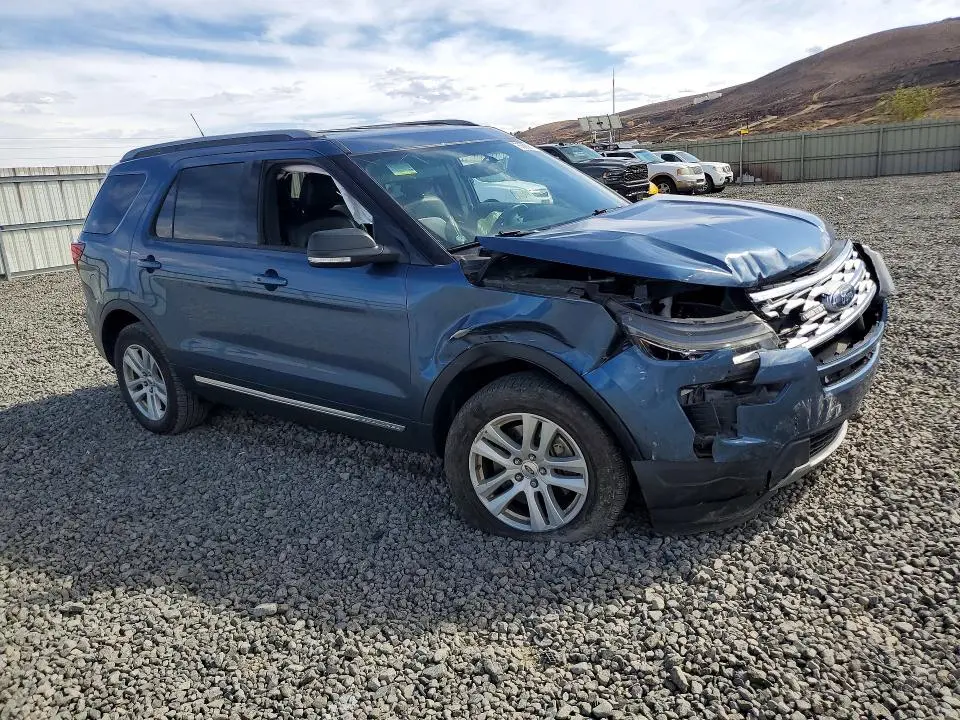 2019 FORD EXPLORER XLT  