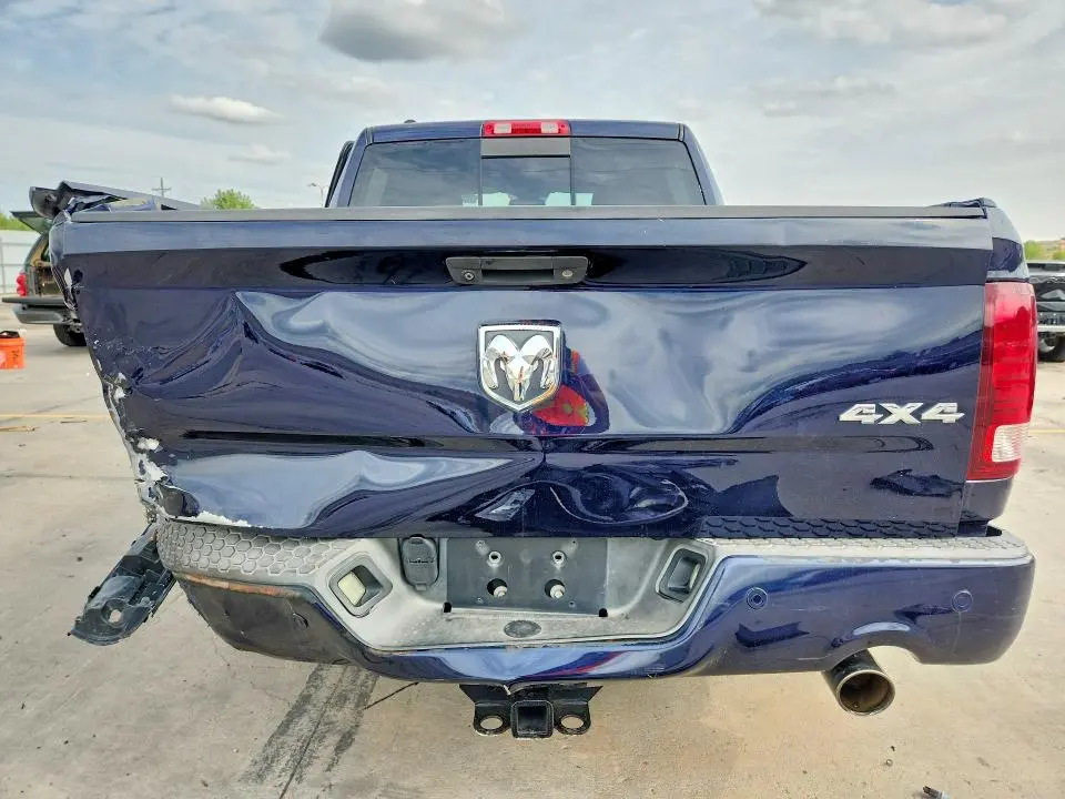 2015 RAM 1500 SPORT  
