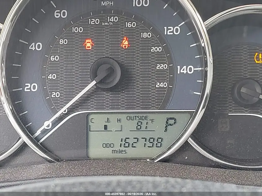 2014 TOYOTA COROLLA LE