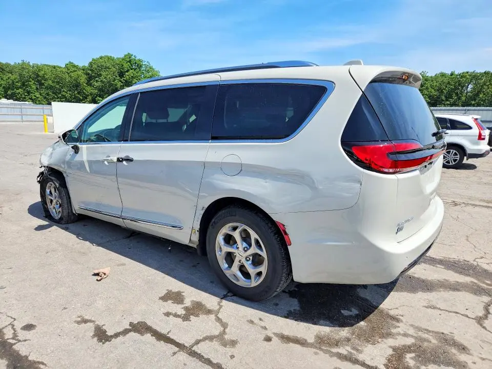 2021 CHRYSLER PACIFICA LIMITED  