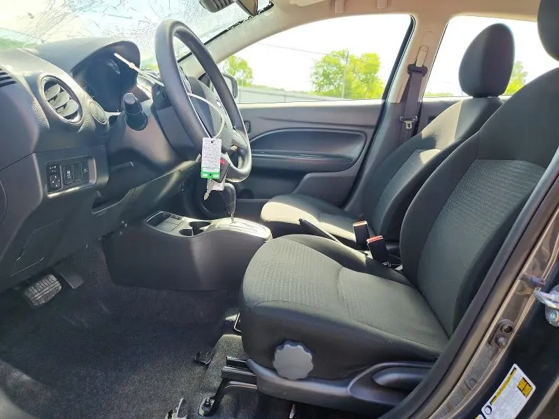 2024 MITSUBISHI MIRAGE G4 ES  