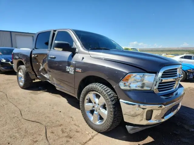 2019 RAM 1500 CLASSIC SLT  