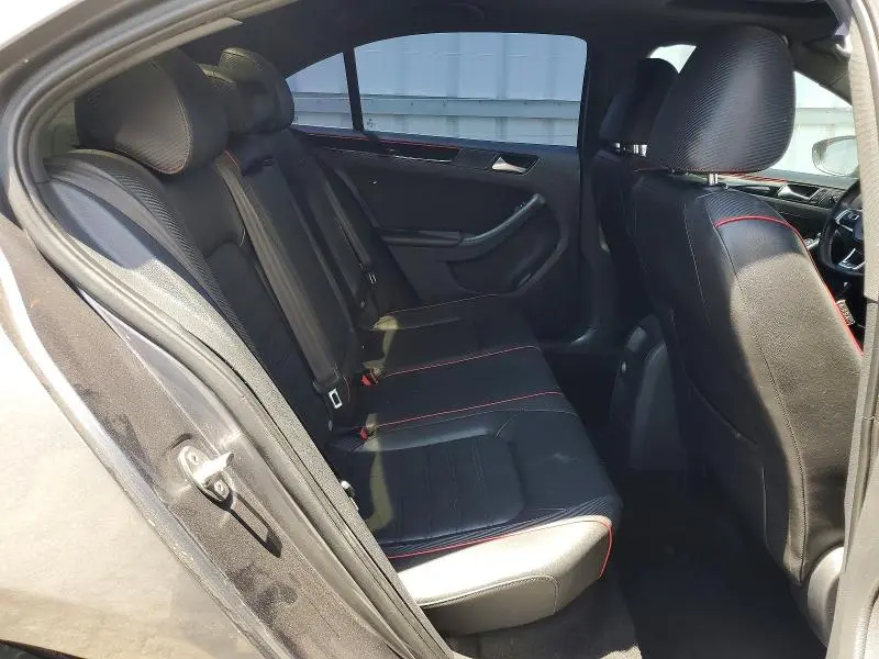 2015 VOLKSWAGEN JETTA GLI  