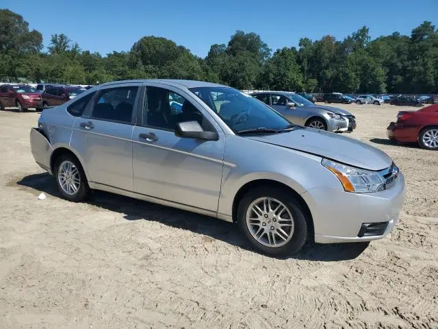 2010 FORD FOCUS SE  