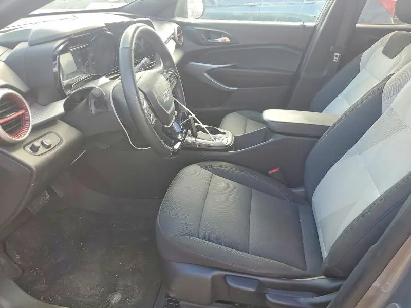 2025 CHEVROLET TRAX 1RS  