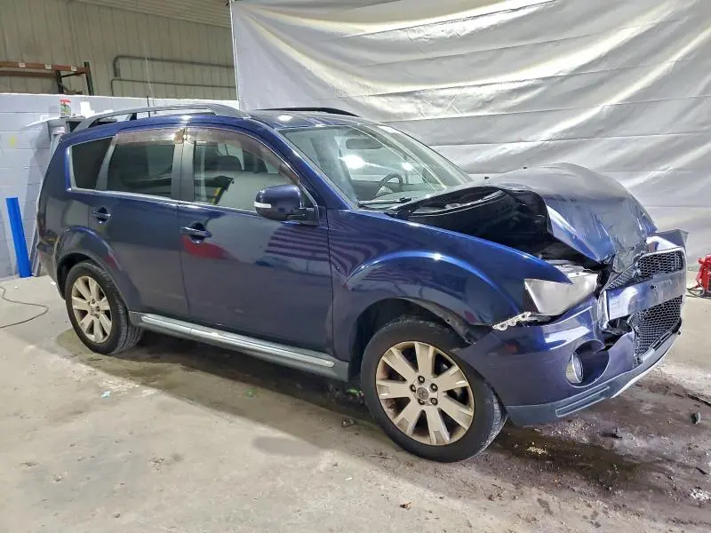 2011 MITSUBISHI OUTLANDER SE  