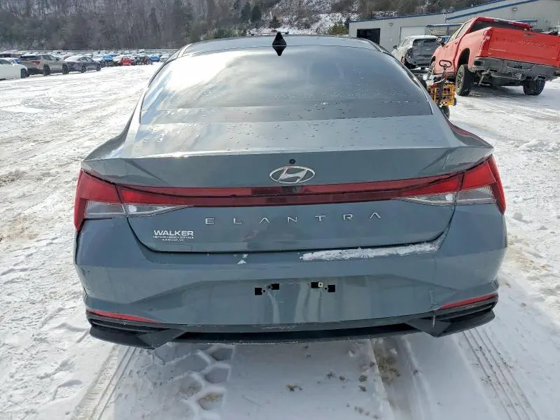 2021 HYUNDAI ELANTRA SEL  