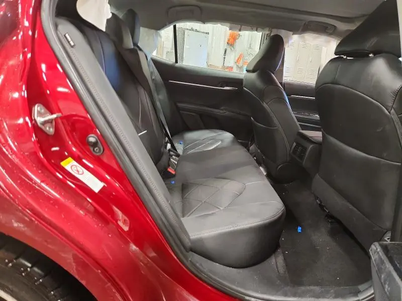 2018 TOYOTA CAMRY XLE  