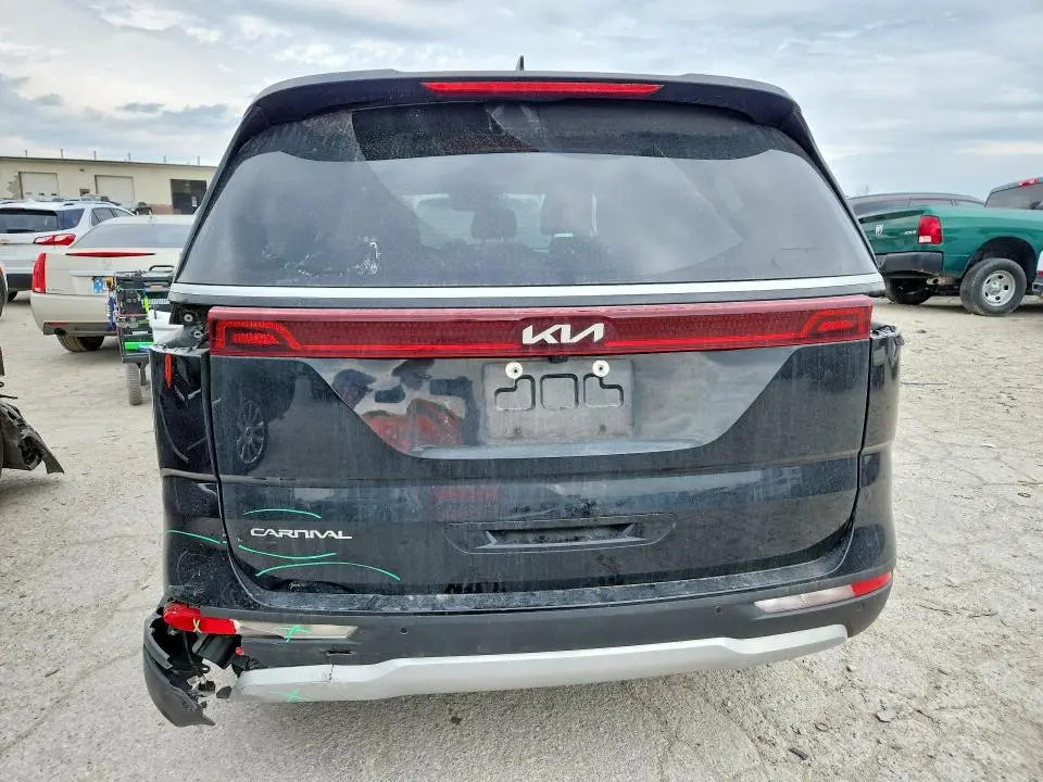 2023 KIA CARNIVAL EX  