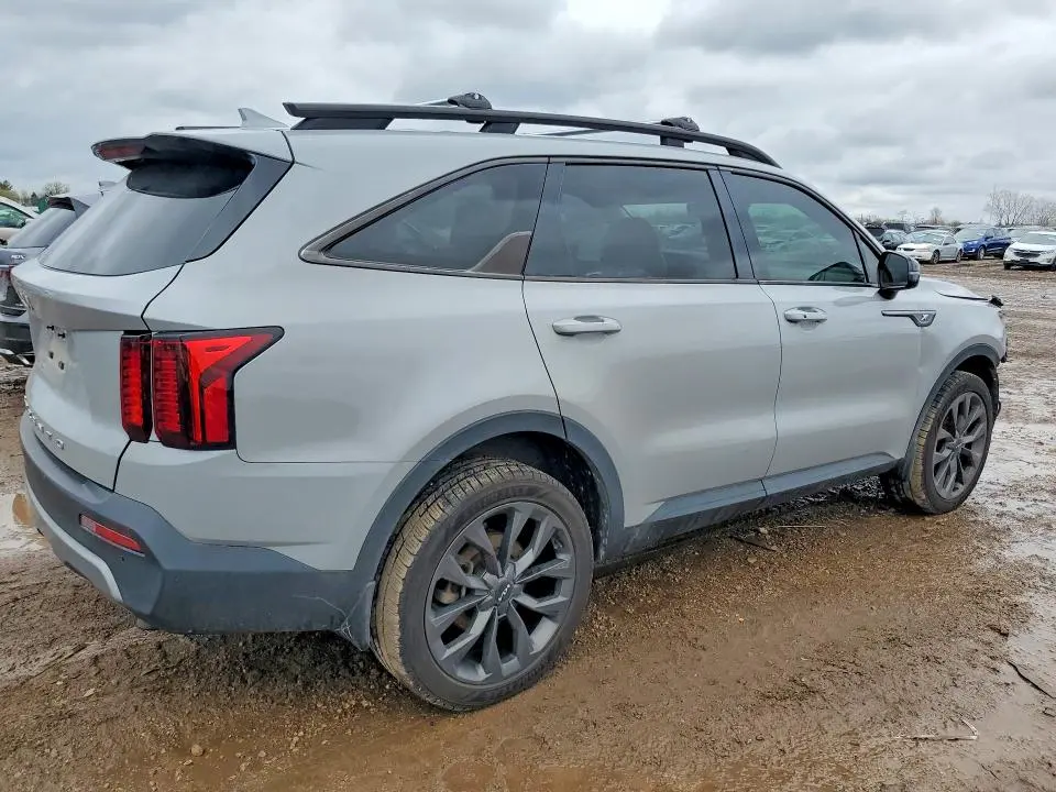 2022 KIA SORENTO EX  