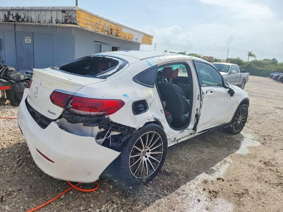 2023 MERCEDES-BENZ GLC COUPE 300 4MATIC  