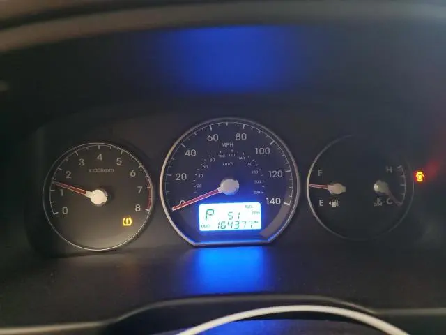 2010 HYUNDAI SANTA FE GLS  