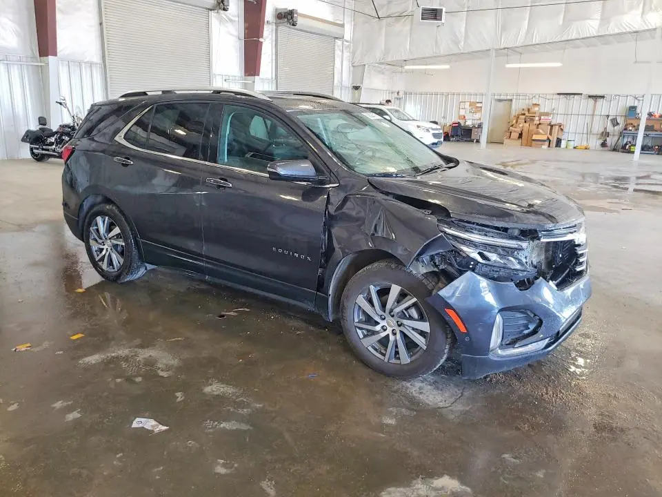 2022 CHEVROLET EQUINOX PREMIER  