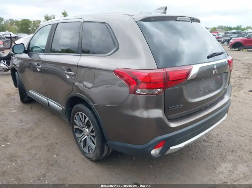 2017 MITSUBISHI OUTLANDER SE/SEL