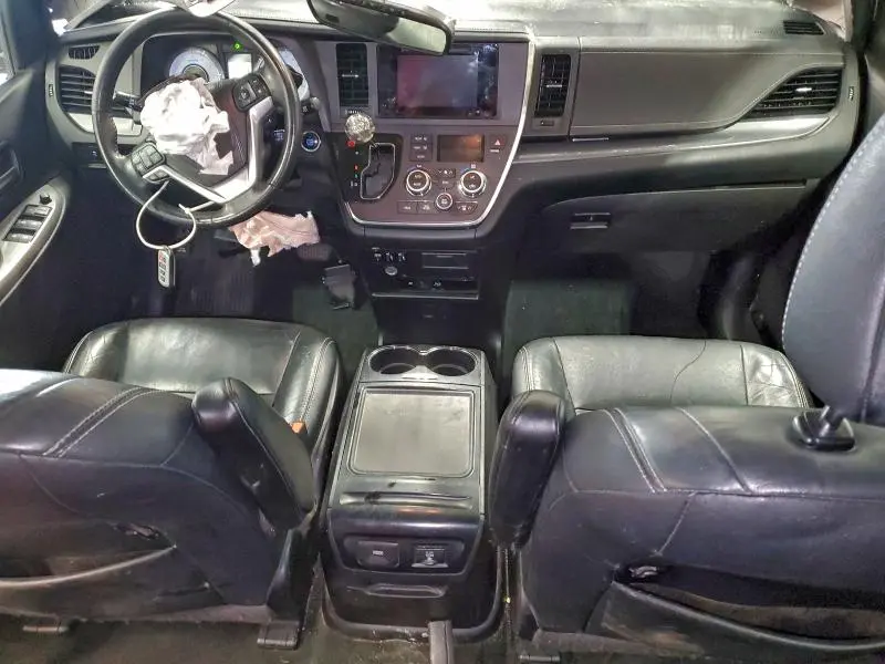 2015 TOYOTA SIENNA SPORT  