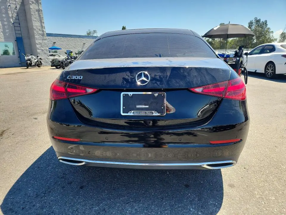 2022 MERCEDES-BENZ C 300  