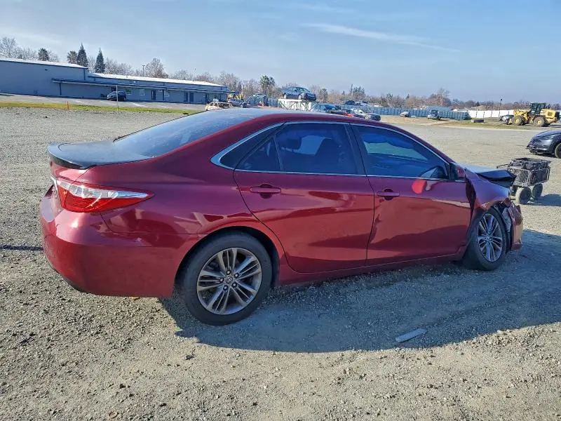2015 TOYOTA CAMRY LE  