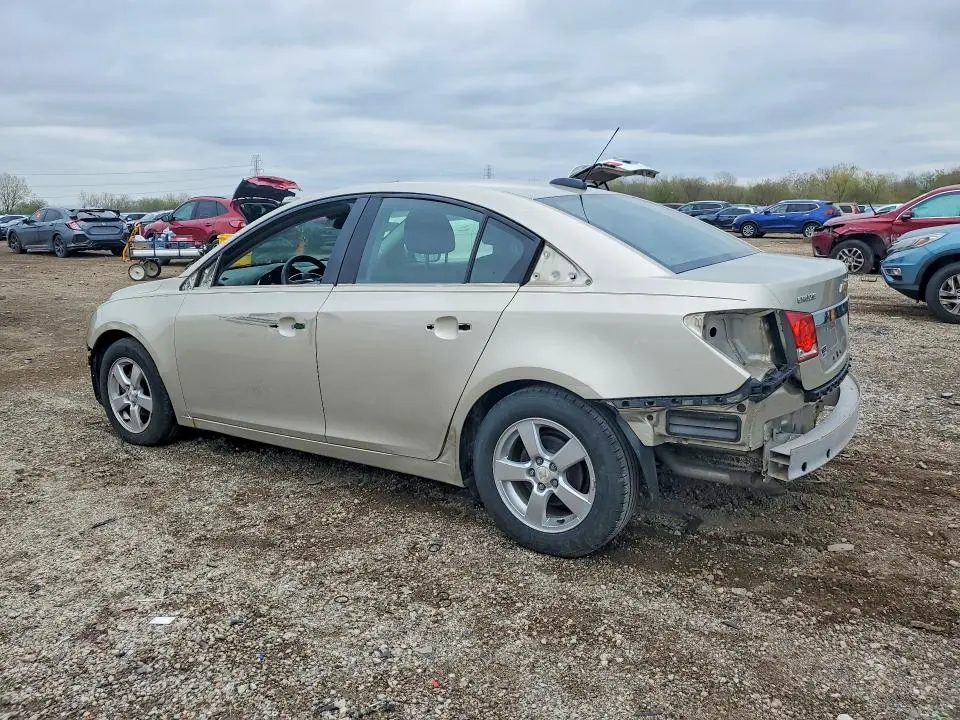 2015 CHEVROLET CRUZE LT  