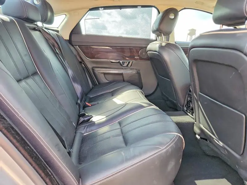 2014 JAGUAR XJL PORTFOLIO  