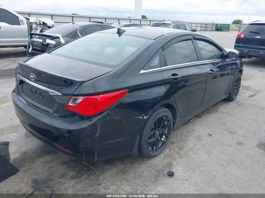 2012 HYUNDAI SONATA GLS