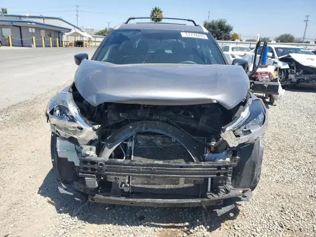 2019 NISSAN KICKS S  