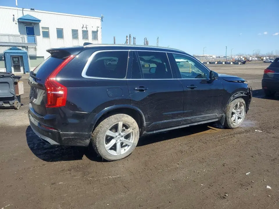 2021 VOLVO XC90 T6 MOMENTUM  