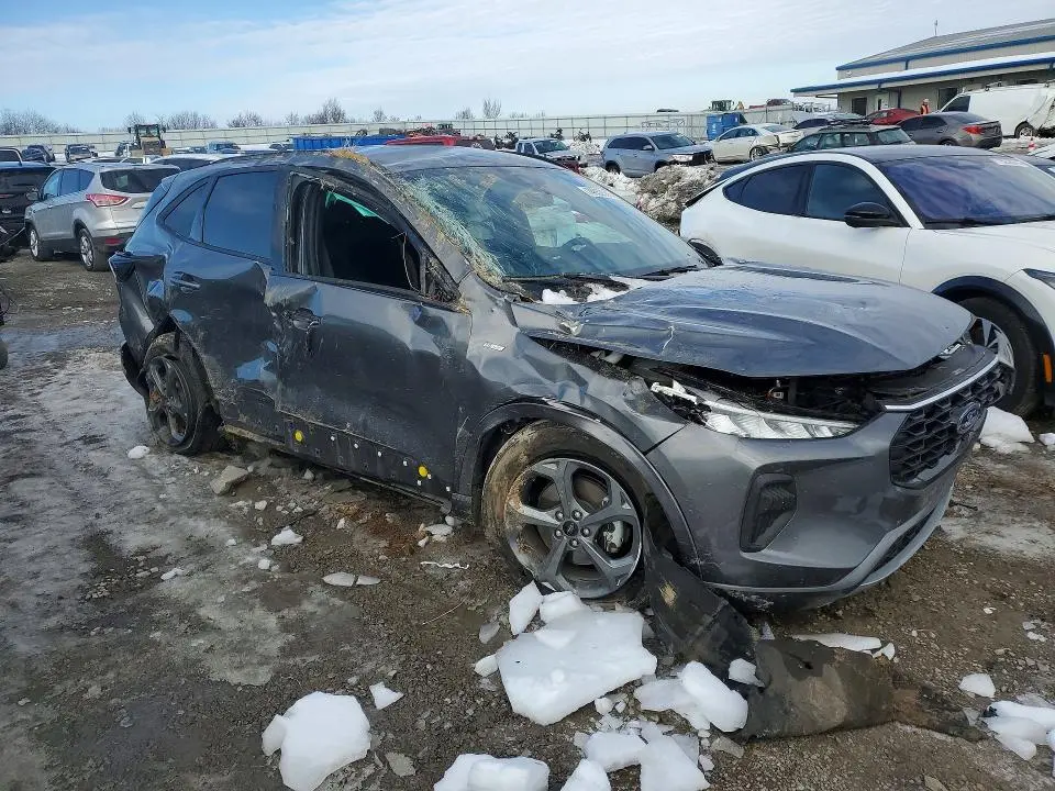 2024 FORD ESCAPE ST LINE  