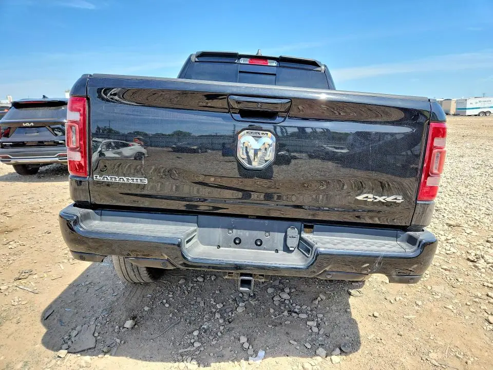2019 RAM 1500 LARAMIE  