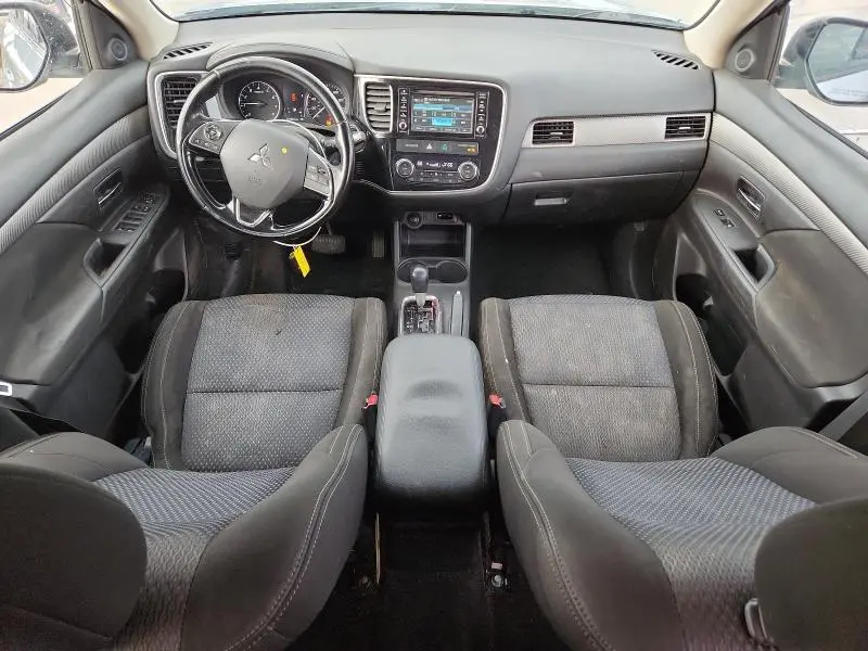2016 MITSUBISHI OUTLANDER SE  
