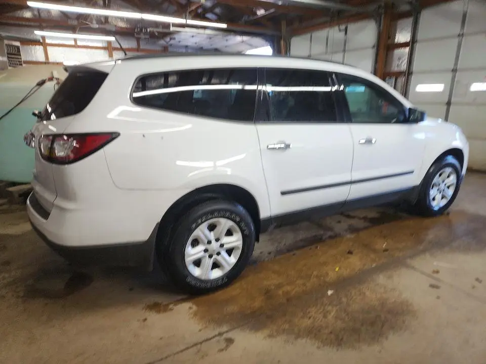 2017 CHEVROLET TRAVERSE LS  