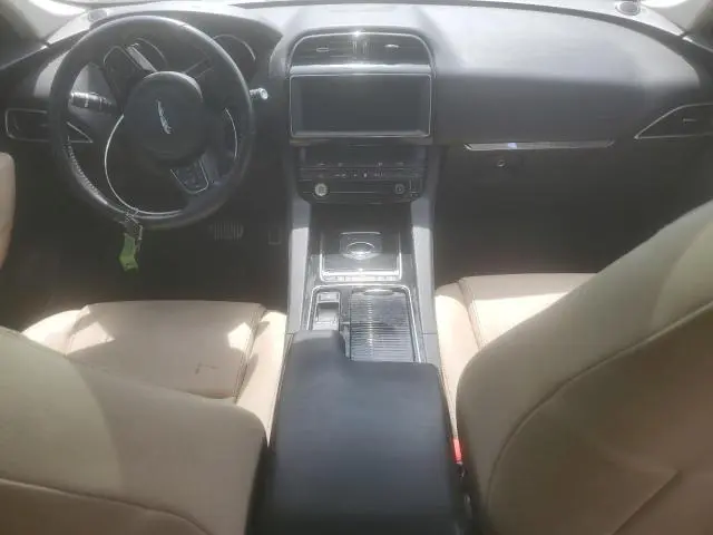 2019 JAGUAR F-PACE   