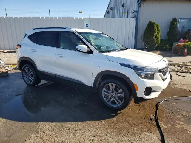 2021 KIA SELTOS S  