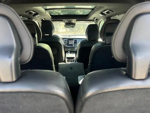 2019 VOLVO XC90 T6 R-DESIGN  