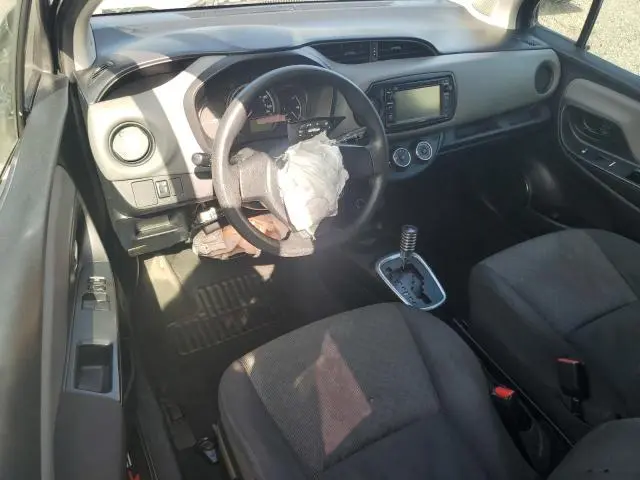 2015 TOYOTA YARIS BASE  